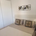 Sotgiu House アパート オルビア