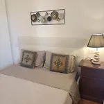 Sotgiu House アパート