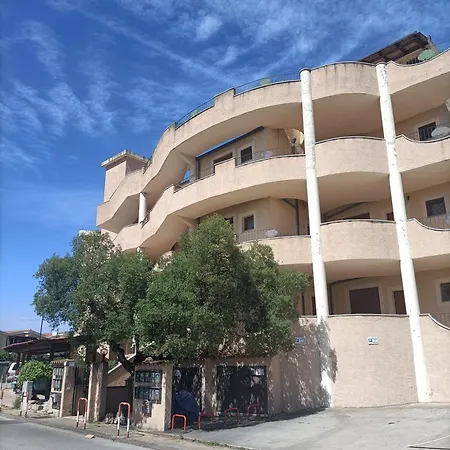 Sotgiu House شقة
